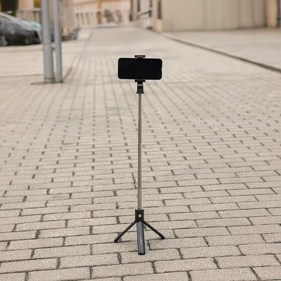 maXlife bluetooth tripod og selfie stick 10